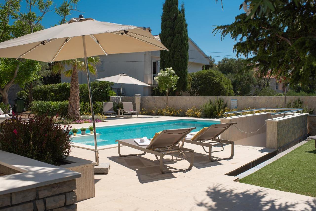 Pool Apartments Galeb Novalja Dış mekan fotoğraf